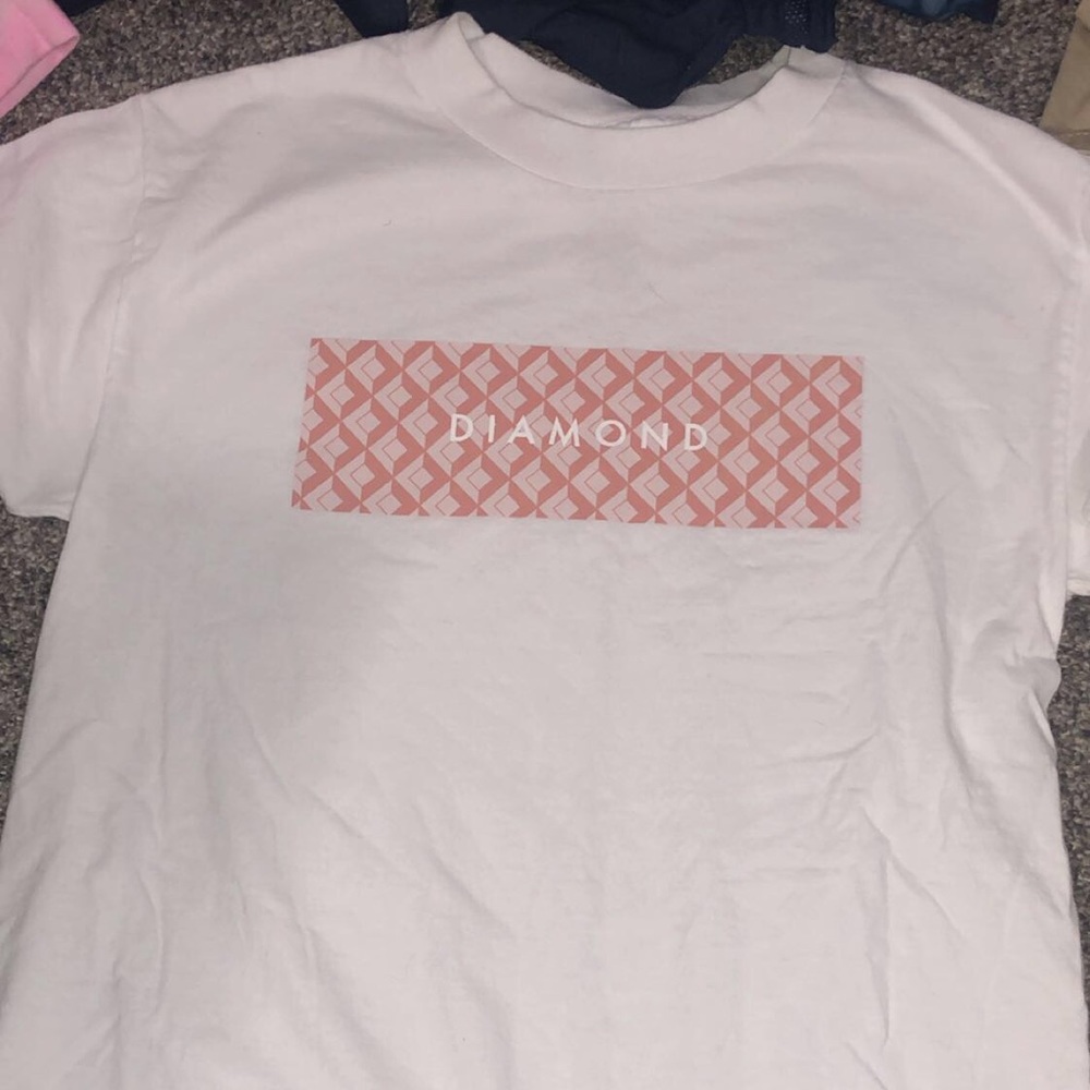 BRAND NEW diamond supply co t-shirt